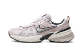 V2K Run Wmns"Platinum Violet" FN6703 001