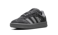 Samba XLG "Carbon Grey" ID3912