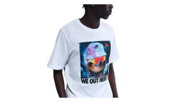 Sportswear Classic T‑Shirt "We Out Here" HJ0752 100